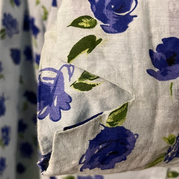 New Direction Sport Button Down Size Large Floral w/Sequins - Picture 14 of 15